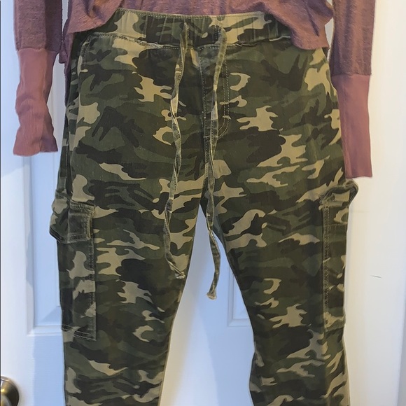 Almost Famous Pants - Teen girl jogger